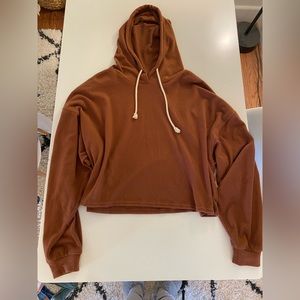 Altar’d State Women’s fleece cropped hoodie, size s.